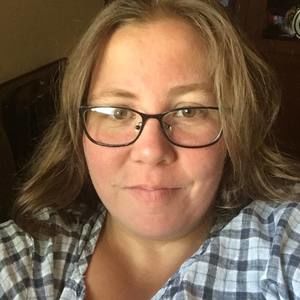 Meet your Posher, Angie